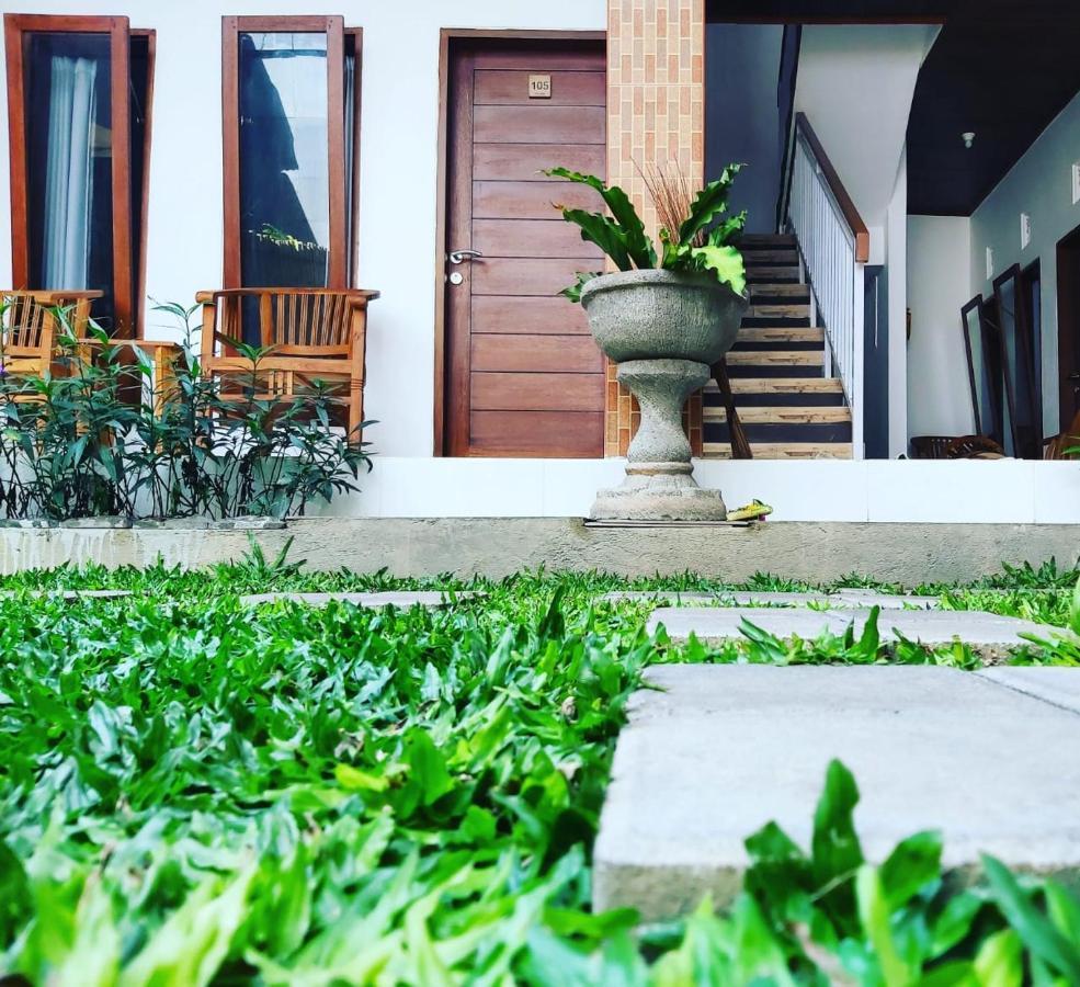 Готель Genta House Кута Екстер'єр фото